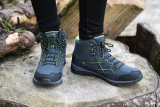 5 Best Waterproof Trainers for Urban Cycling in 2025: Gear Up for Any Weather